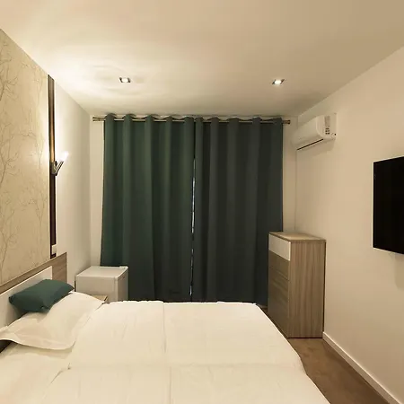 Guest house Suites Deluxe Porto